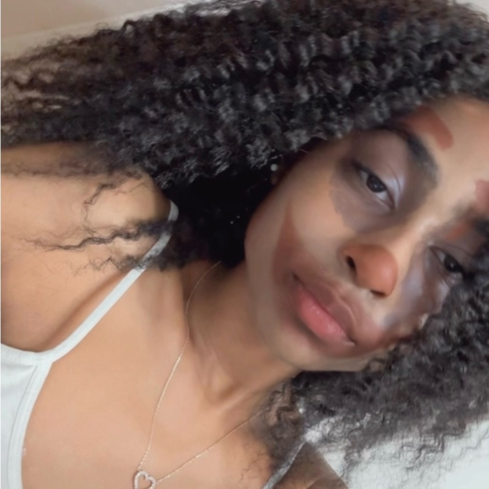 Meet your Posher, Brielle